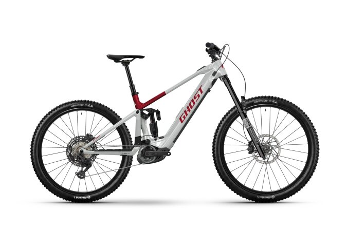 Ghost električni bicikl E-RIOT CF Advanced Kiox Bosch Gen 5 800Wh 2026.
